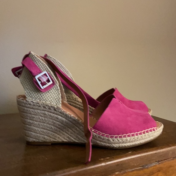 Super cute Gentle Souls wedges. - Picture 4 of 8